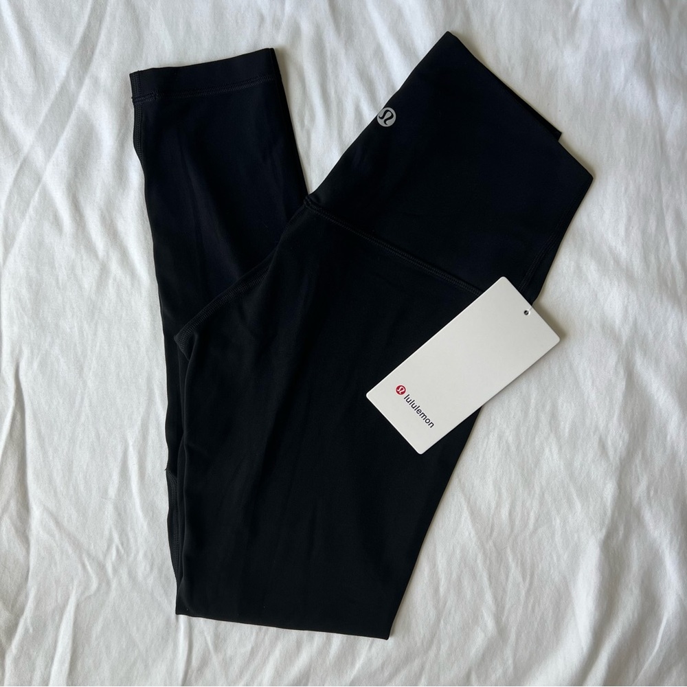 Lululemon Align High-Rise Pant 25"
Black
